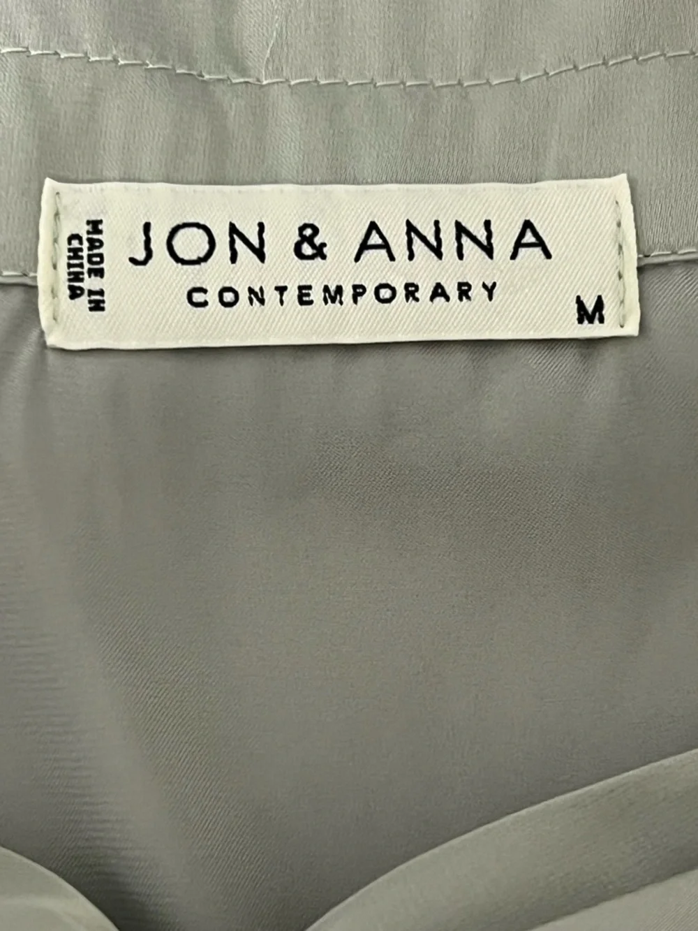Jon & Anna Medium Silver Silky Cropped Long Sleeve Button Up Blouse - Picture 5 of 7